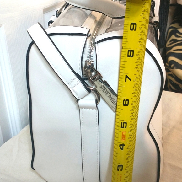 Final price drop. Steve Madden beautiful leather purse. (F) - Picture 8 of 11